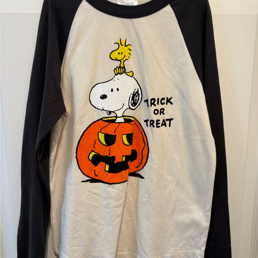 Hanna Andersson size 130 (8) Peanuts Snoopy Halloween tee